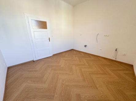 Pronájem bytu, 2+1, 73 m²