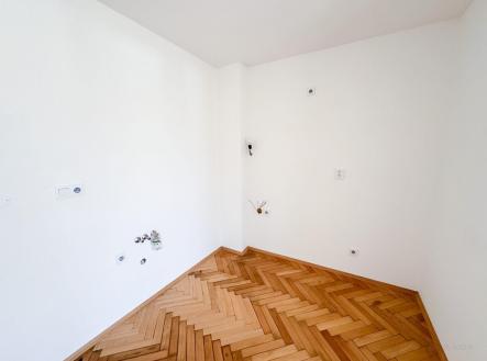 Pronájem bytu, 1+1, 73 m²