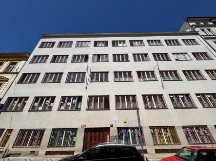Pronájem bytu, 1+kk, 17 m² obrázek