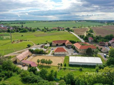 Prodej pozemku pro komerční výstavbu, 2 065 m²