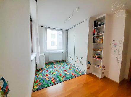 Pronájem bytu, 3+kk, 70 m²