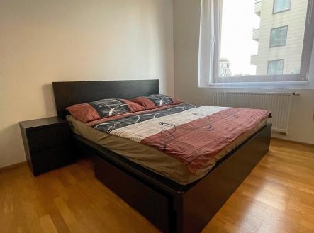 Pronájem bytu, 3+kk, 70 m²