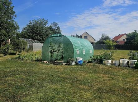 Prodej pozemku pro bydlení, 1 100 m²