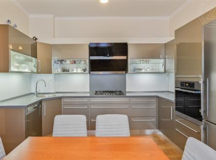 Prodej domu/vily, 243 m²