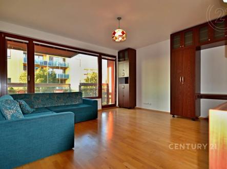 Pronájem bytu, 3+kk, 67 m²