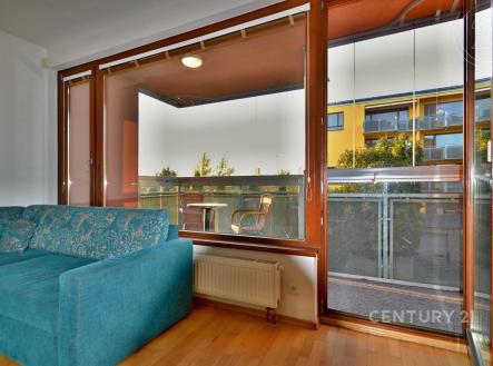 Pronájem bytu, 3+kk, 67 m²