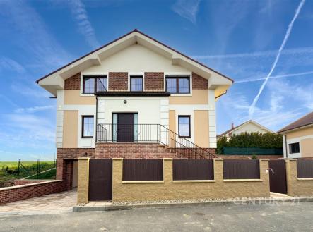 Prodej domu/vily, 300 m² obrázek