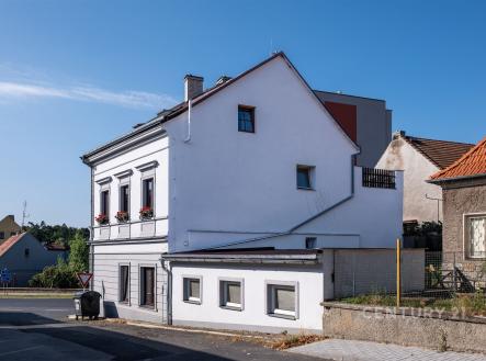 Prodej nájemního domu, 450 m²