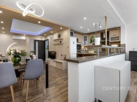 Prodej bytu, atypický, 130 m²