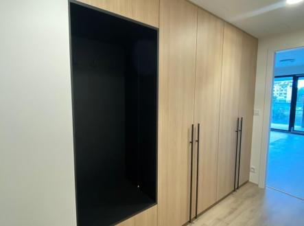 Pronájem bytu, 2+kk, 66 m²