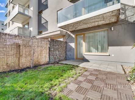 Pronájem bytu, 1+kk, 33 m²