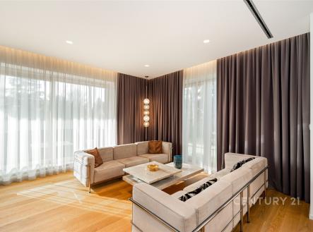 Pronájem bytu, 3+kk, 137 m²