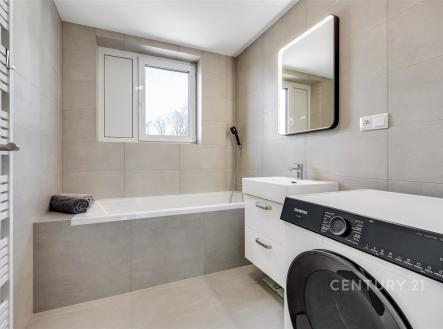 Prodej bytu, 3+kk, 74 m²