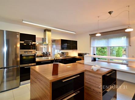 Prodej domu/vily, 830 m²