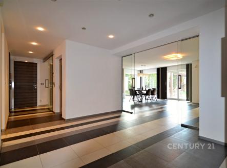 Prodej domu/vily, 830 m²