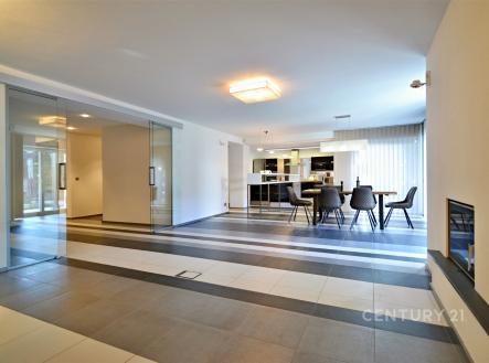 Prodej domu/vily, 830 m²