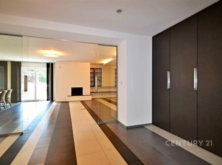 Prodej domu/vily, 830 m²