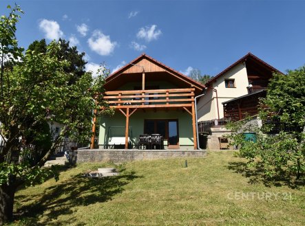 Prodej chalupy 89 m2 s terasou, balkonem a garáží, na pozemku 768 m2,  Ústí nad Labem – Brná, Lázeňs