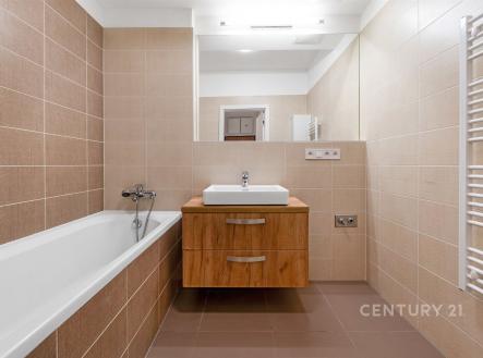 Pronájem bytu, 3+kk, 75 m²