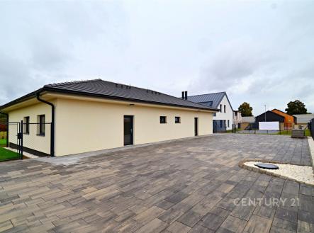 Pronájem domu/vily, 120 m²