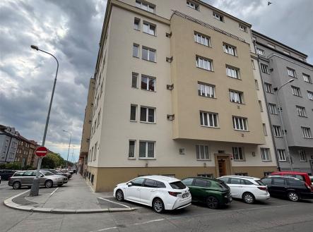 Pronájem bytu, 2+kk, 53 m²