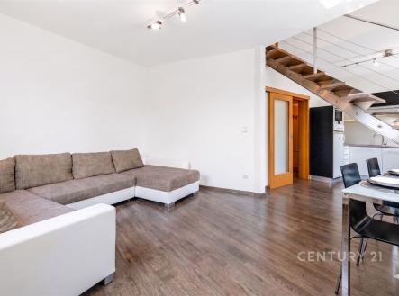 Prodej bytu, 3+kk, 72 m²