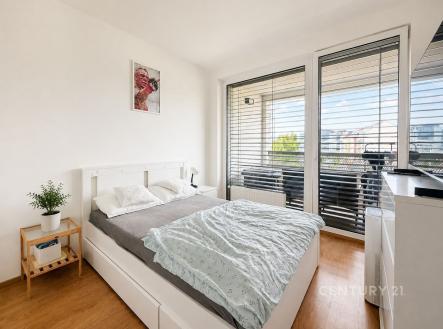 Pronájem bytu, 2+kk, 56 m²
