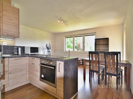 Pronájem bytu, 2+kk, 56 m²