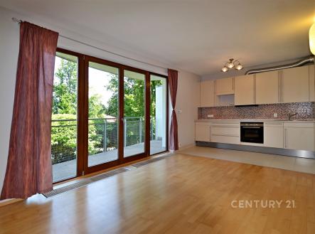 Pronájem bytu, 3+kk, 85 m²