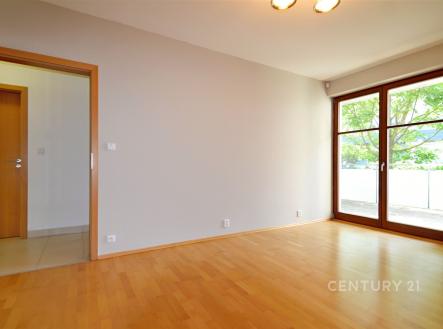 Pronájem bytu, 3+kk, 85 m²
