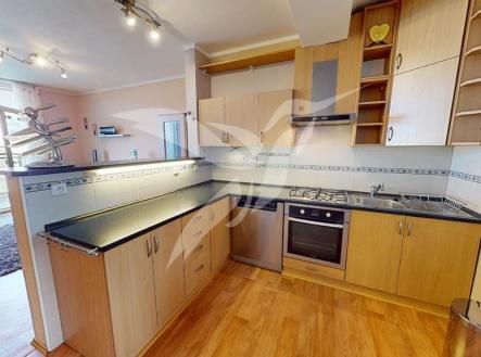 Pronájem bytu, 4+kk, 96 m²