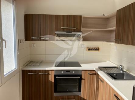 Pronájem bytu, 3+1, 79 m²