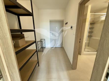 Pronájem bytu, 1+kk, 30 m²