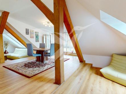 Pronájem bytu, 3+1, 150 m²