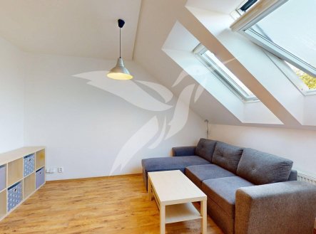 Pronájem bytu, 1+kk, 39 m²