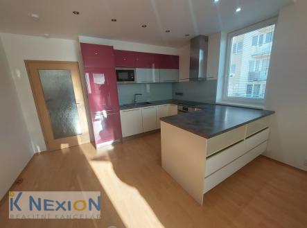 Pronájem bytu, 3+kk, 81 m²