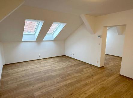 Pronájem bytu, 2+kk, 48 m²