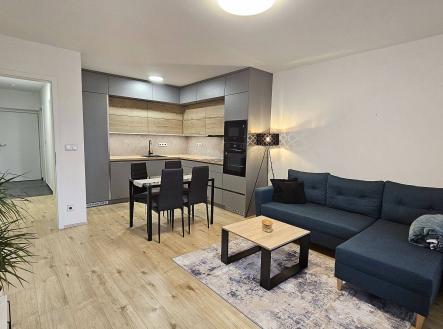 Pronájem bytu, 2+kk, 104 m²