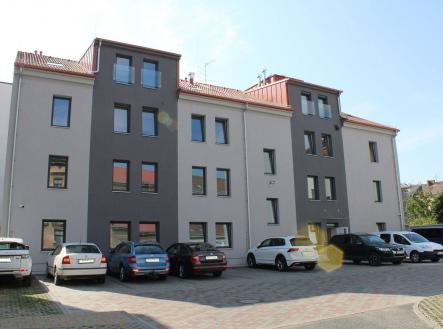 Pronájem bytu, 2+1, 72 m²