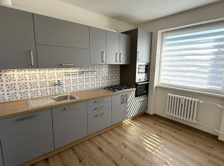 Pronájem bytu, 3+1, 73 m²