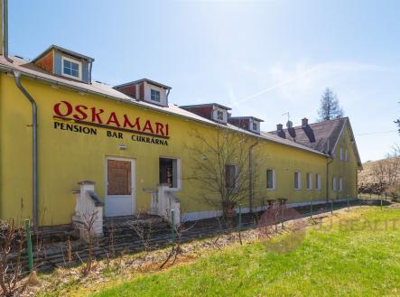 Prodej komerčního objektu, jiný, 1 400 m²