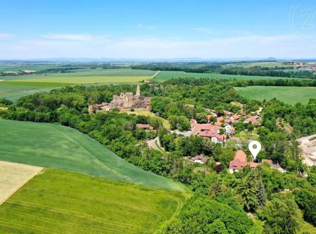 Prodej domu/vily, 1 850 m² obrázek