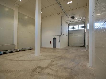 Pronájem - výrobní prostor, 186 m²