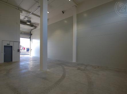 Pronájem - výrobní prostor, 186 m²