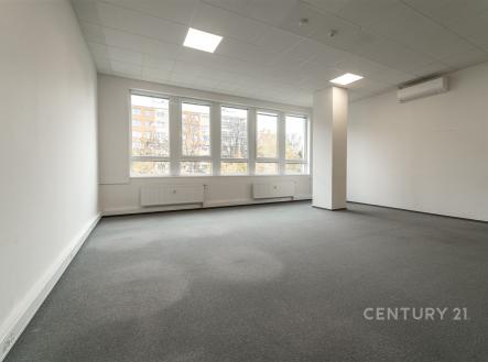 Pronájem kanceláře, 57 m²