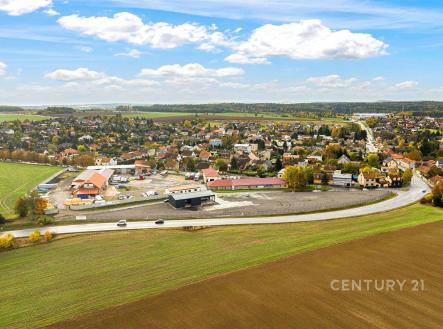 Pronájem komerčního objektu, průmyslový areál, 300 m²