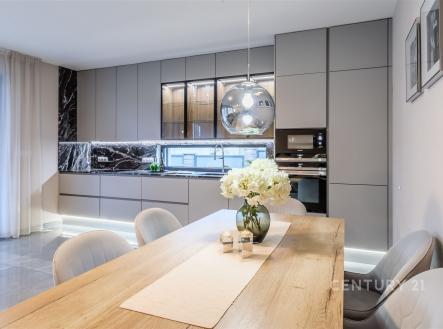 Prodej domu/vily, 214 m²