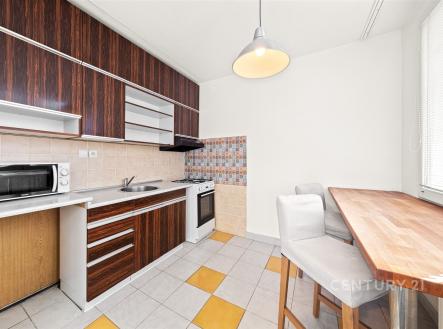 Pronájem bytu, 3+1, 57 m²