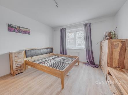 Pronájem bytu, 2+1, 77 m²