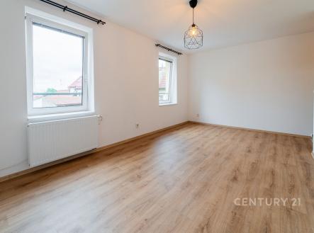 Pronájem bytu, 1+kk, 35 m²